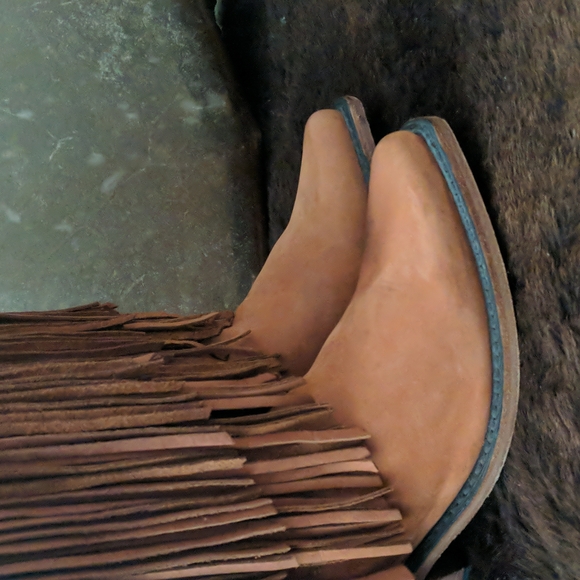 LIBERTY BLACK Vegas Faggio fringed snip toe ladies cowboy western boots sz 7 NWT - Picture 11 of 15